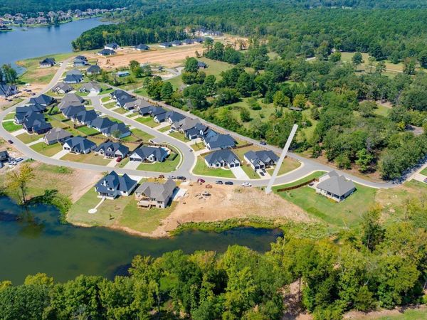 6010 Majestic Waters Drive, Benton, AR 72002
