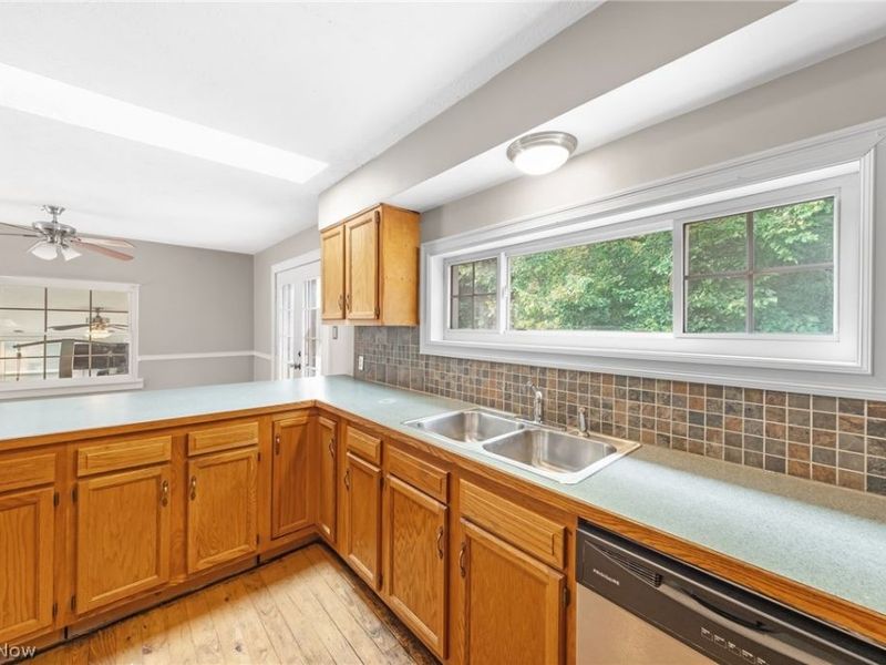 2380 Benton Street, Akron, OH 44312 Photo 13
