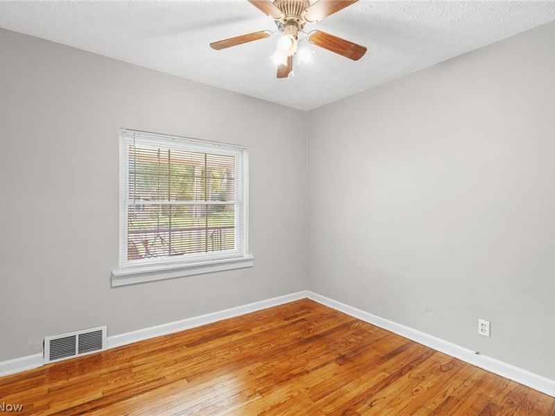 2380 Benton Street, Akron, OH 44312 Photo 14