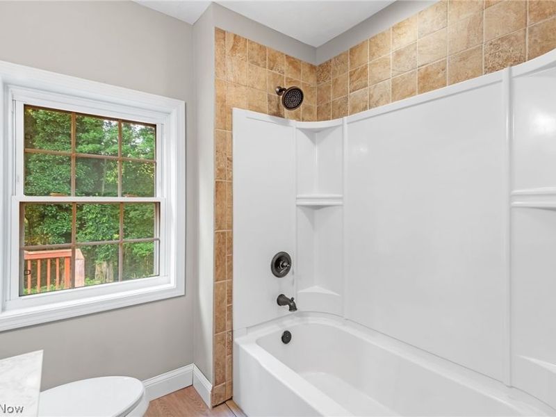 2380 Benton Street, Akron, OH 44312 Photo 19