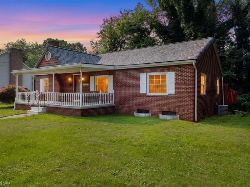 2380 Benton Street, Akron, OH 44312 Photo 2