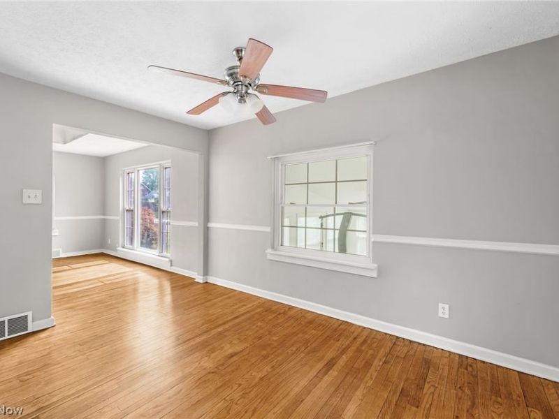 2380 Benton Street, Akron, OH 44312 Photo 8