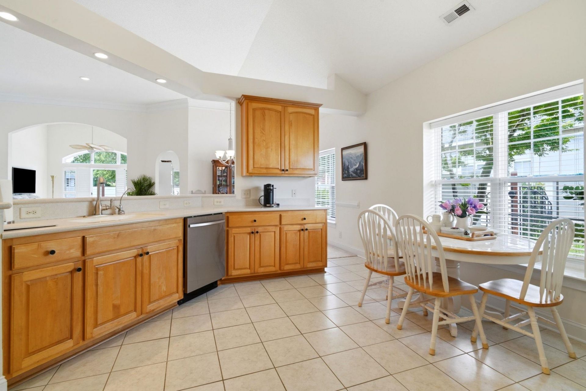 1516 Saint Thomas Circle Photo 12