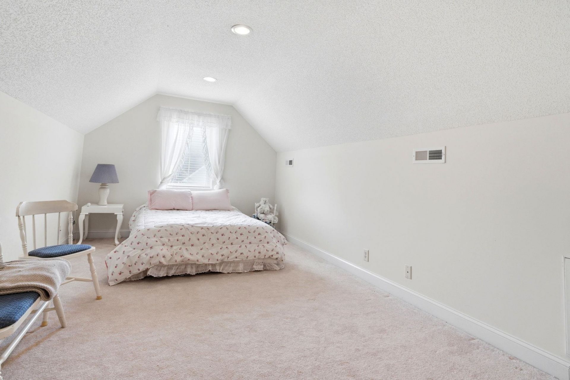 1516 Saint Thomas Circle Photo 32