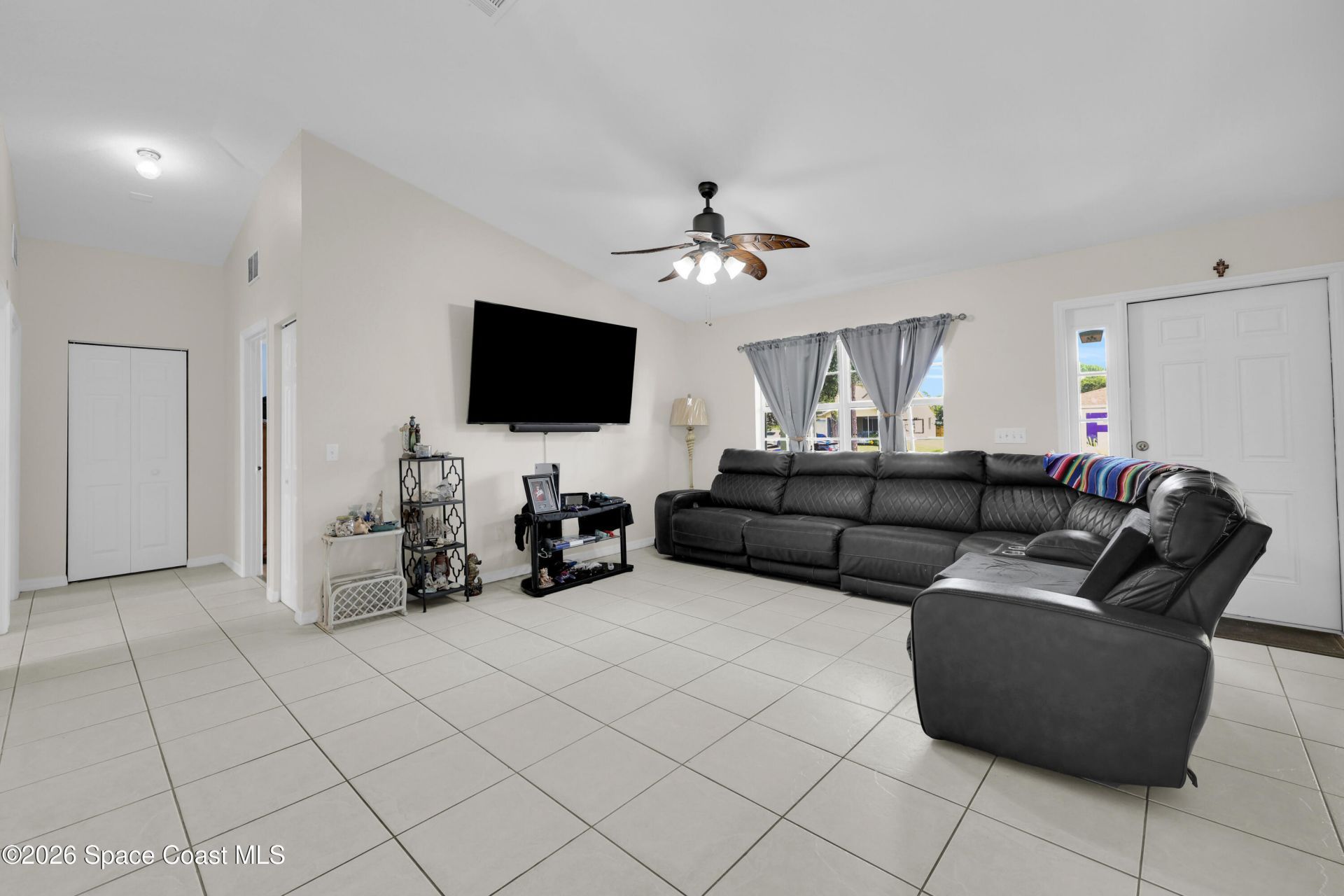 1295 12th Avenue SW , Vero Beach, FL 32962 Photo