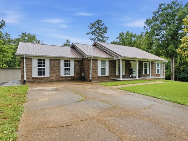 5006 Hickory Hill Lane, Apison, TN 37302