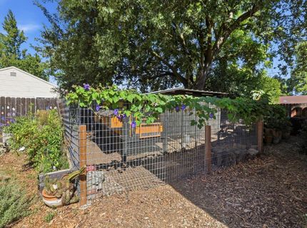 4020 Sierra Vista Ave, Sacramento, CA 95820 Photo