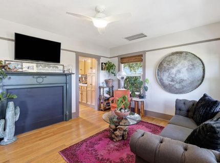 4020 Sierra Vista Ave, Sacramento, CA 95820 Photo