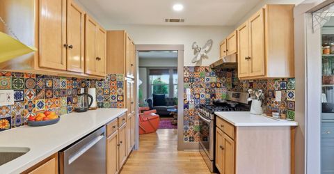 4020 Sierra Vista Ave, Sacramento, CA 95820 Photo