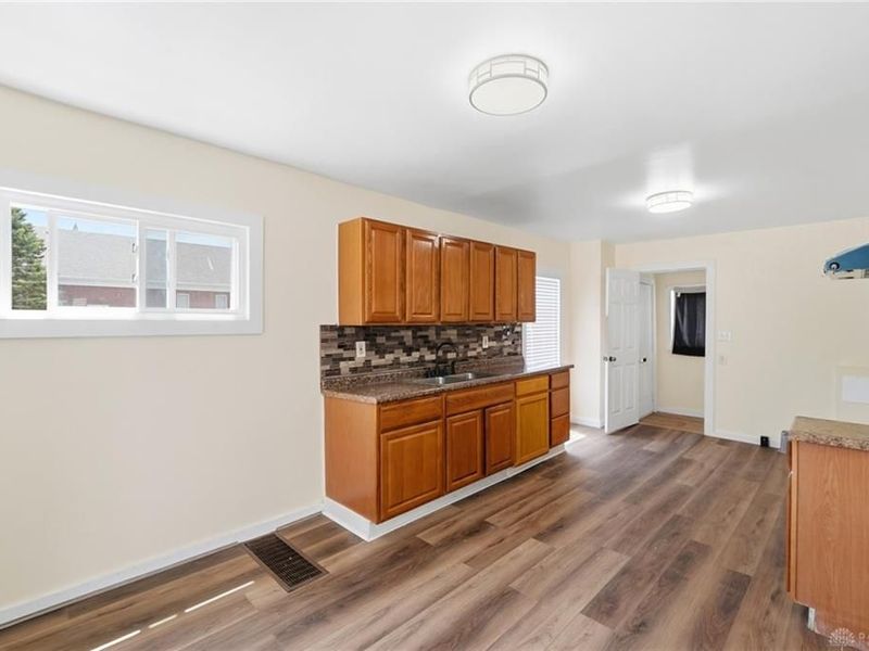 2015 Clifton Avenue, Springfield, OH 45505 Photo 10