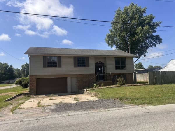 3301 Central Avenue , Mt Vernon, IL 62864