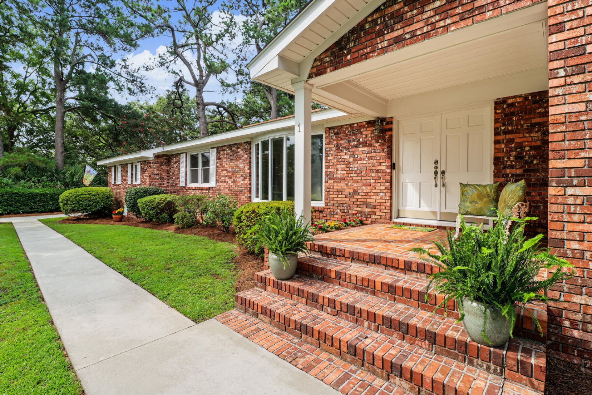 1 Mueller Drive Photo 4