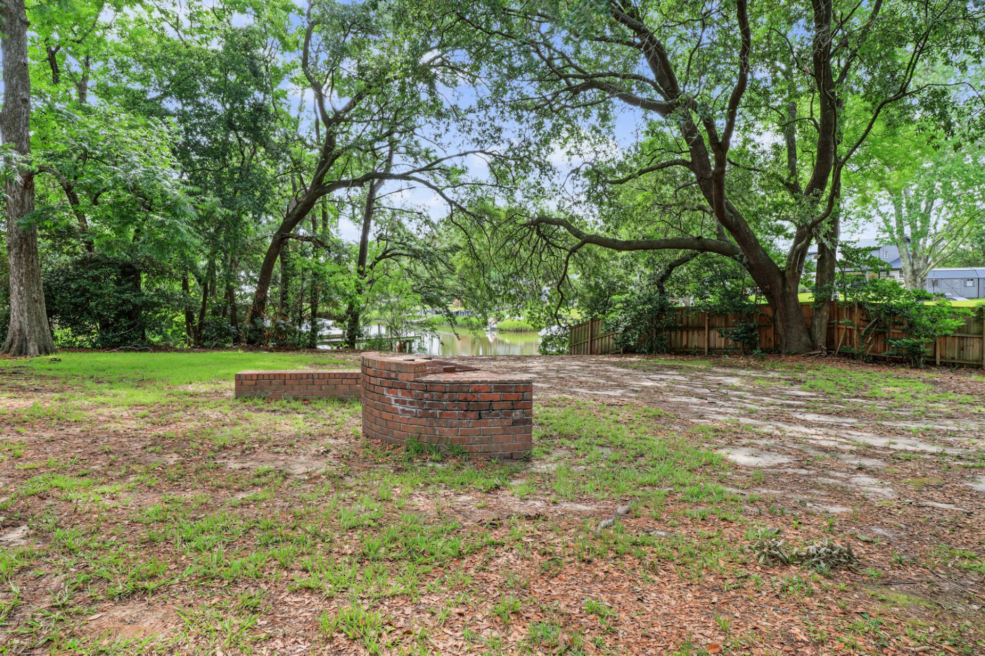 1 Mueller Drive Photo 44
