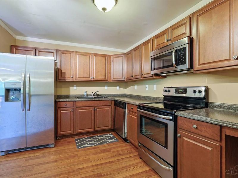 404 Mohican Drive, Loveland, OH 45140 Photo 10
