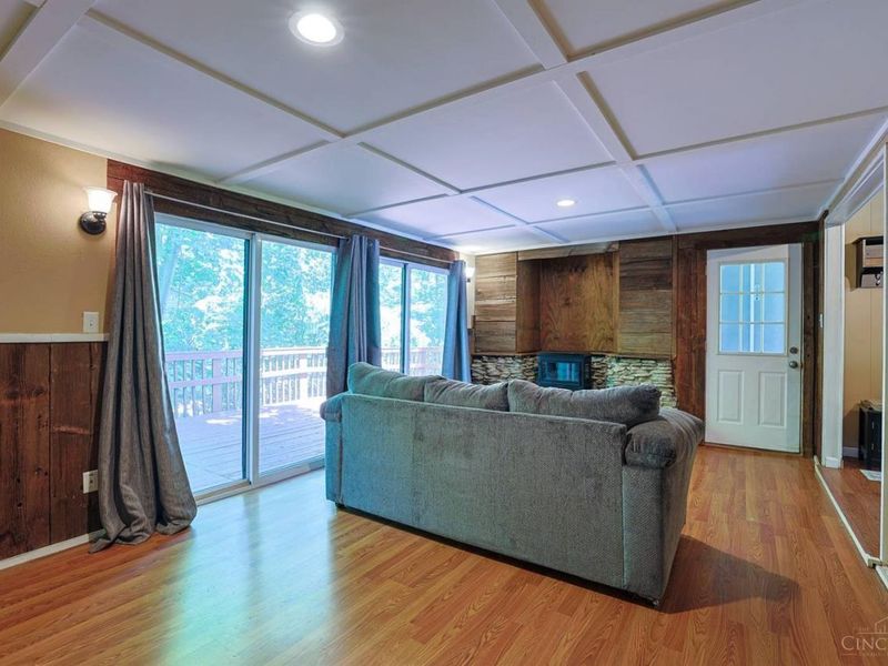 404 Mohican Drive, Loveland, OH 45140 Photo 14