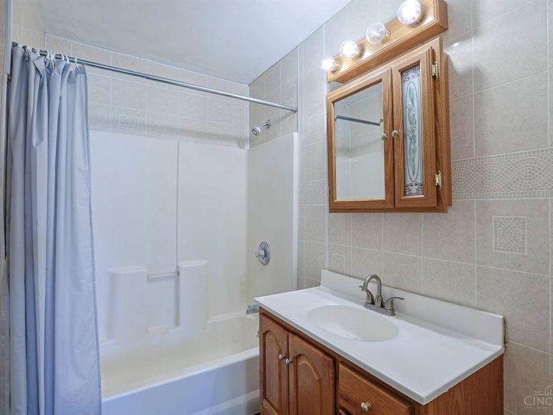 404 Mohican Drive, Loveland, OH 45140 Photo 25