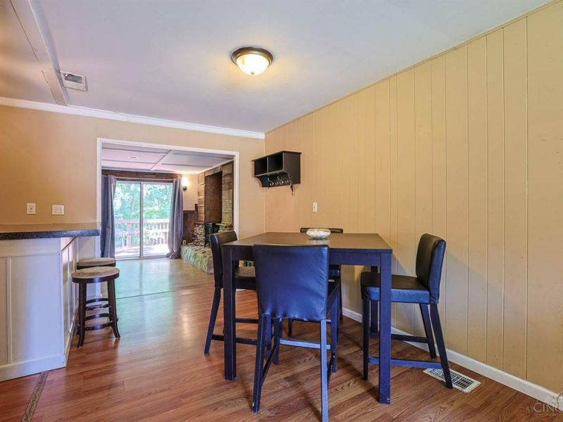 404 Mohican Drive, Loveland, OH 45140 Photo 7
