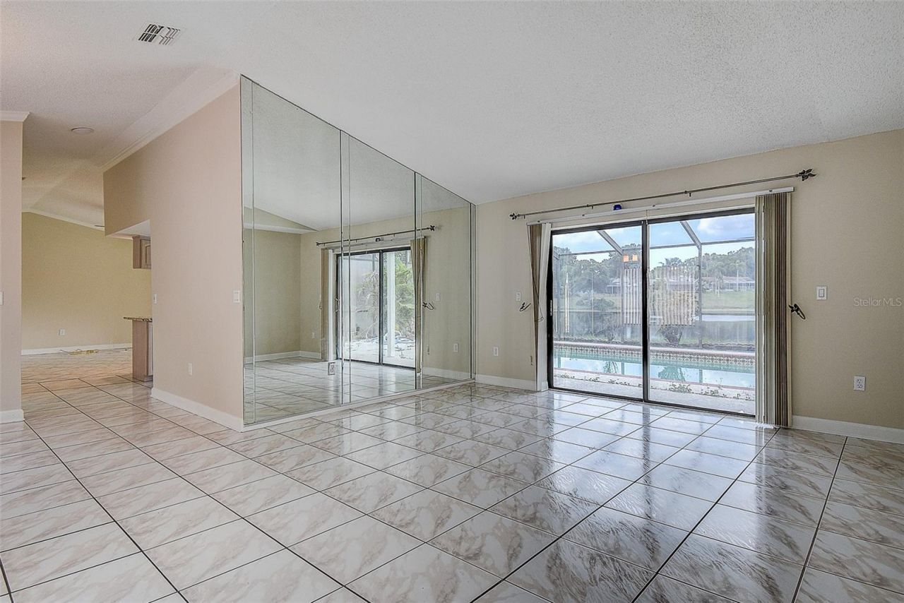2876 Lake Valencia Boulevard E, Palm Harbor, FL 34684 Photo