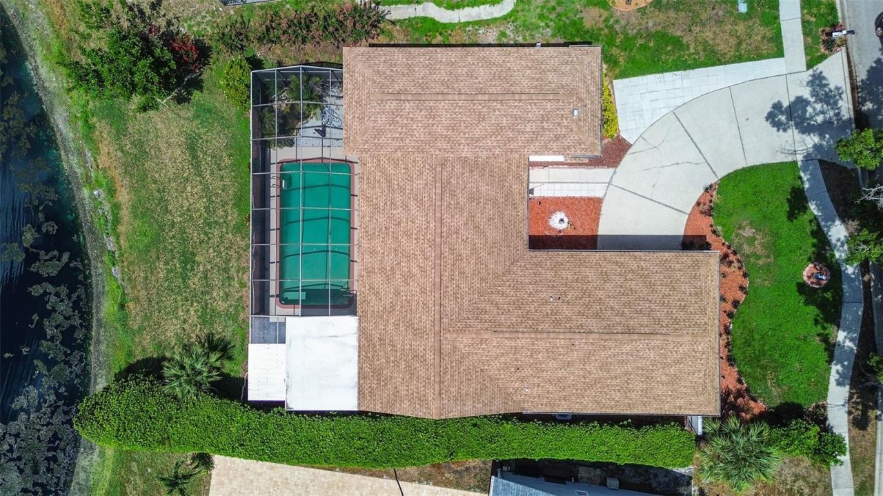 2876 Lake Valencia Boulevard E, Palm Harbor, FL 34684 Photo
