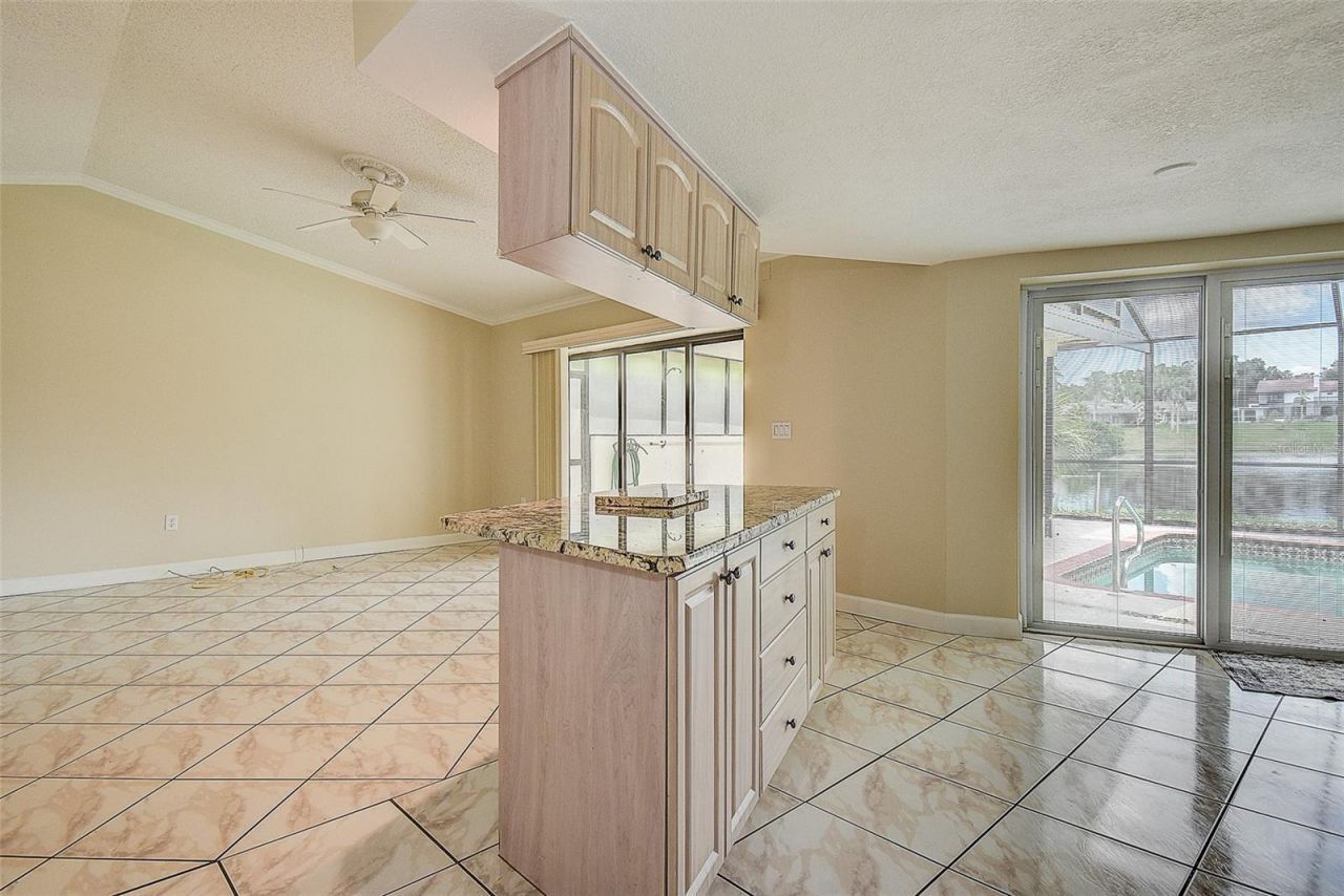 2876 Lake Valencia Boulevard E, Palm Harbor, FL 34684 Photo