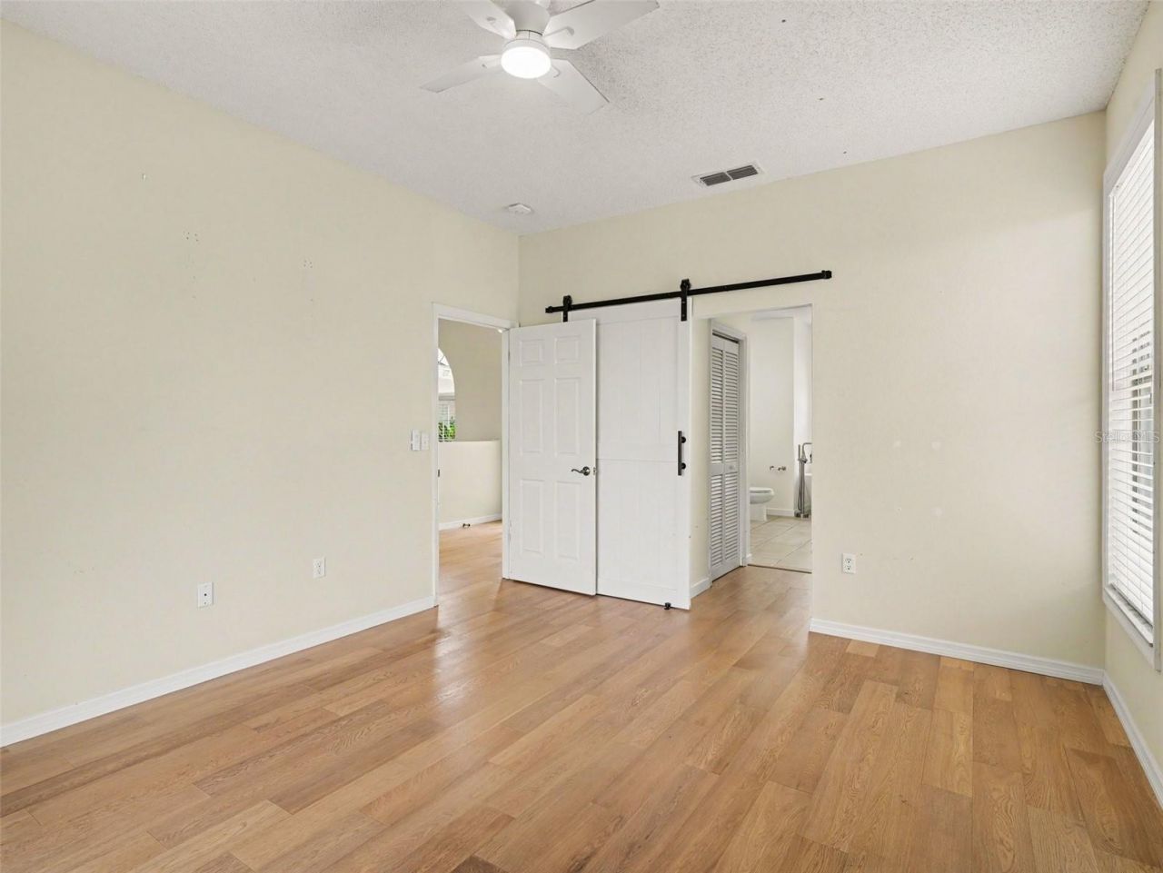 5325 Gardens Dr, Sarasota, FL 34243 Photo