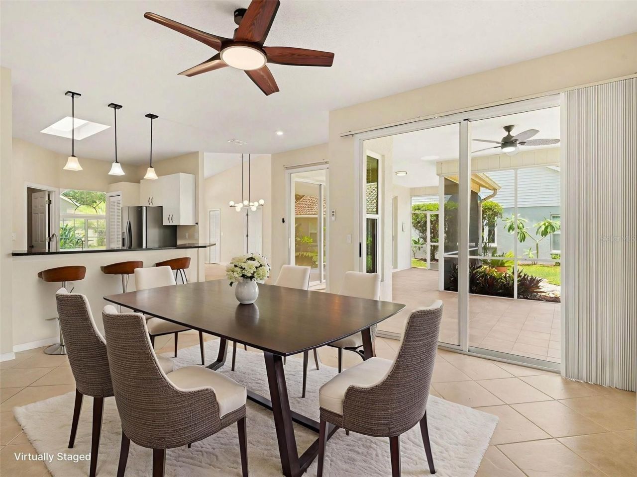 5325 Gardens Dr, Sarasota, FL 34243 Photo