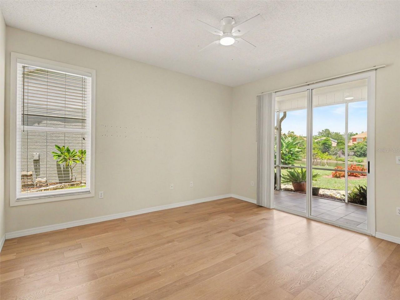 5325 Gardens Dr, Sarasota, FL 34243 Photo