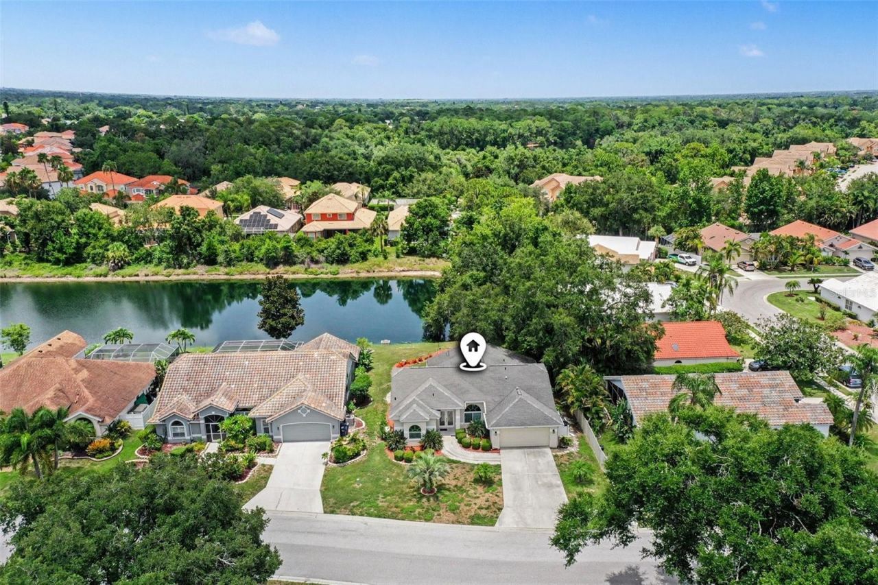 5325 Gardens Dr, Sarasota, FL 34243 Photo
