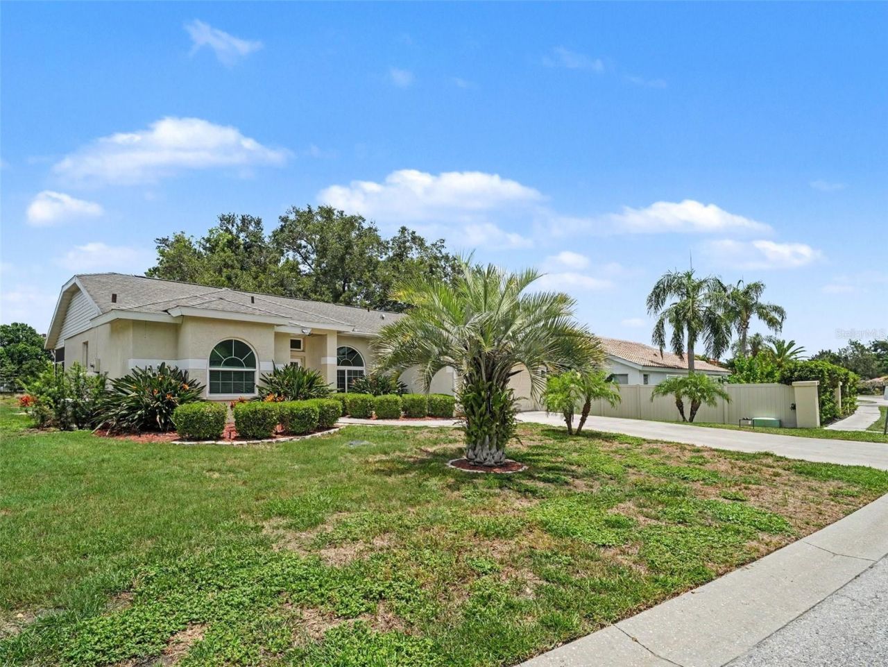 5325 Gardens Dr, Sarasota, FL 34243 Photo