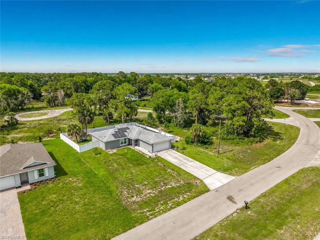 5042 SE Tradewinds Cir , Labelle, FL 33935 Photo