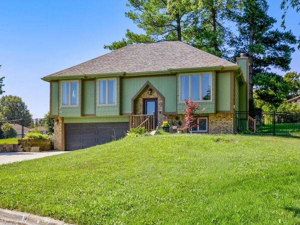 1161 Columbine Circle, Norwalk, IA 50211