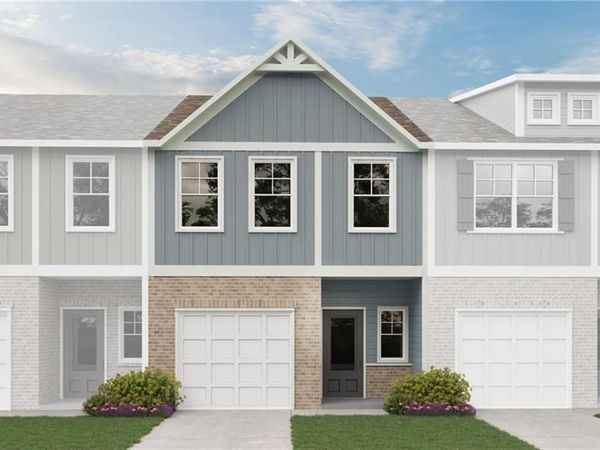 82 Vickers Point Drive , Fairburn, GA 30213