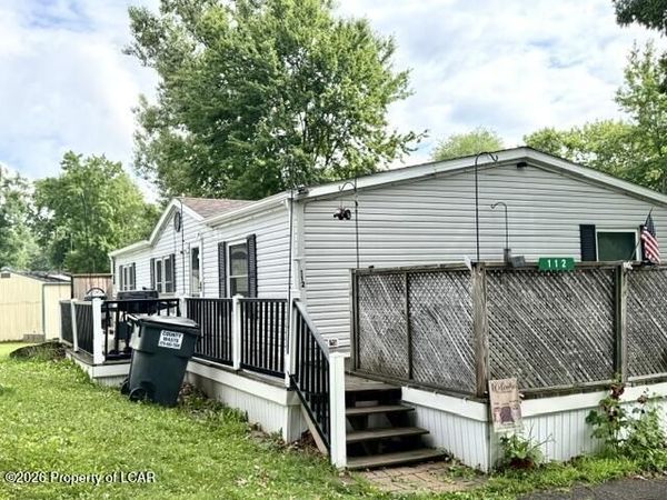 112 Valley Stream Trailer Park, Mountain Top, PA 18707