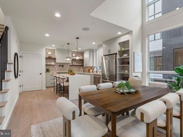 966 N 6TH STREET , PHILADELPHIA, PA 19123