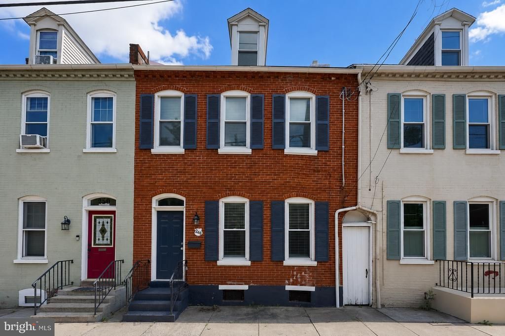 248 E WALNUT STREET , LANCASTER, PA 17602