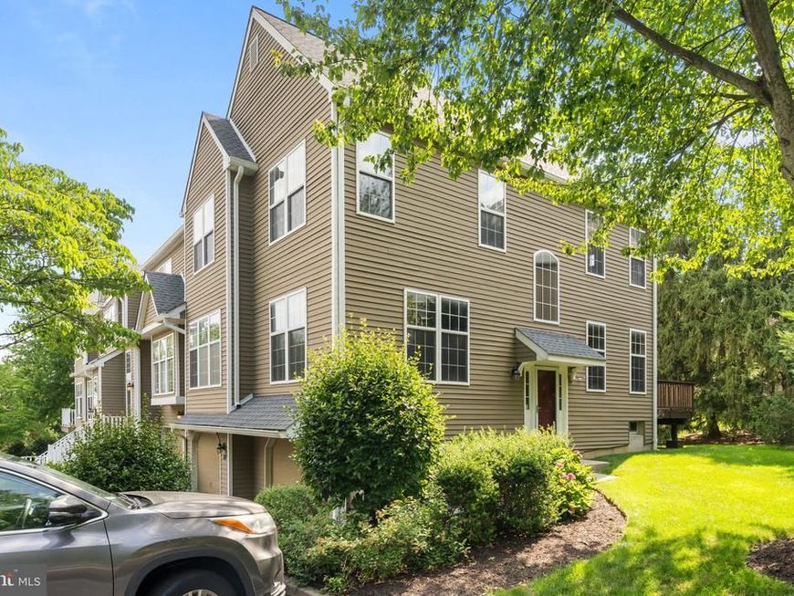 158 Weybridge Drive, Malvern, PA 19355 Main Photo