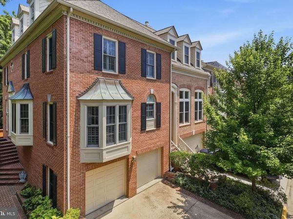 6656 HAMPTON PARK COURT, MCLEAN, VA 22101