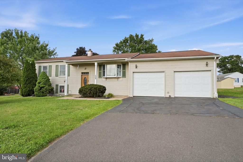 129 GREEN STREET , SILVERDALE, PA 18962