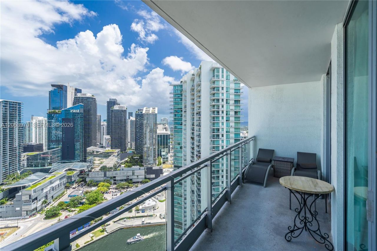 90 SW 3rd St , Unit 4403, Miami, FL 33130 Photo