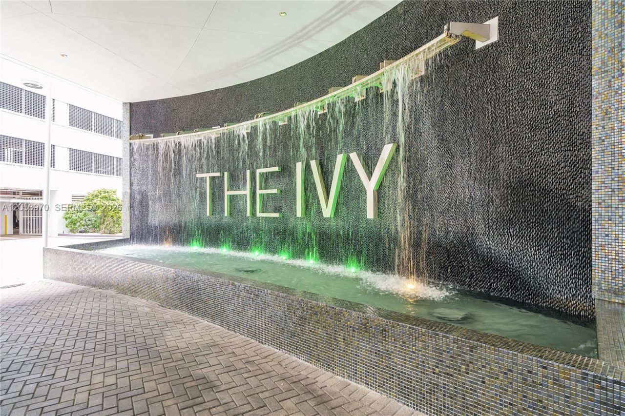 90 SW 3rd St , Unit 4403, Miami, FL 33130 Photo