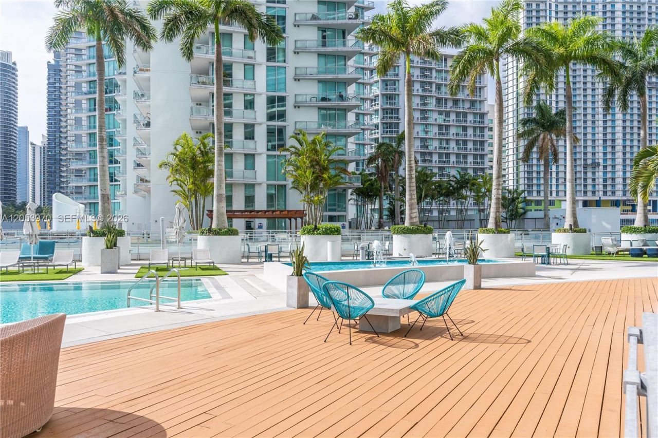 90 SW 3rd St , Unit 4403, Miami, FL 33130 Photo