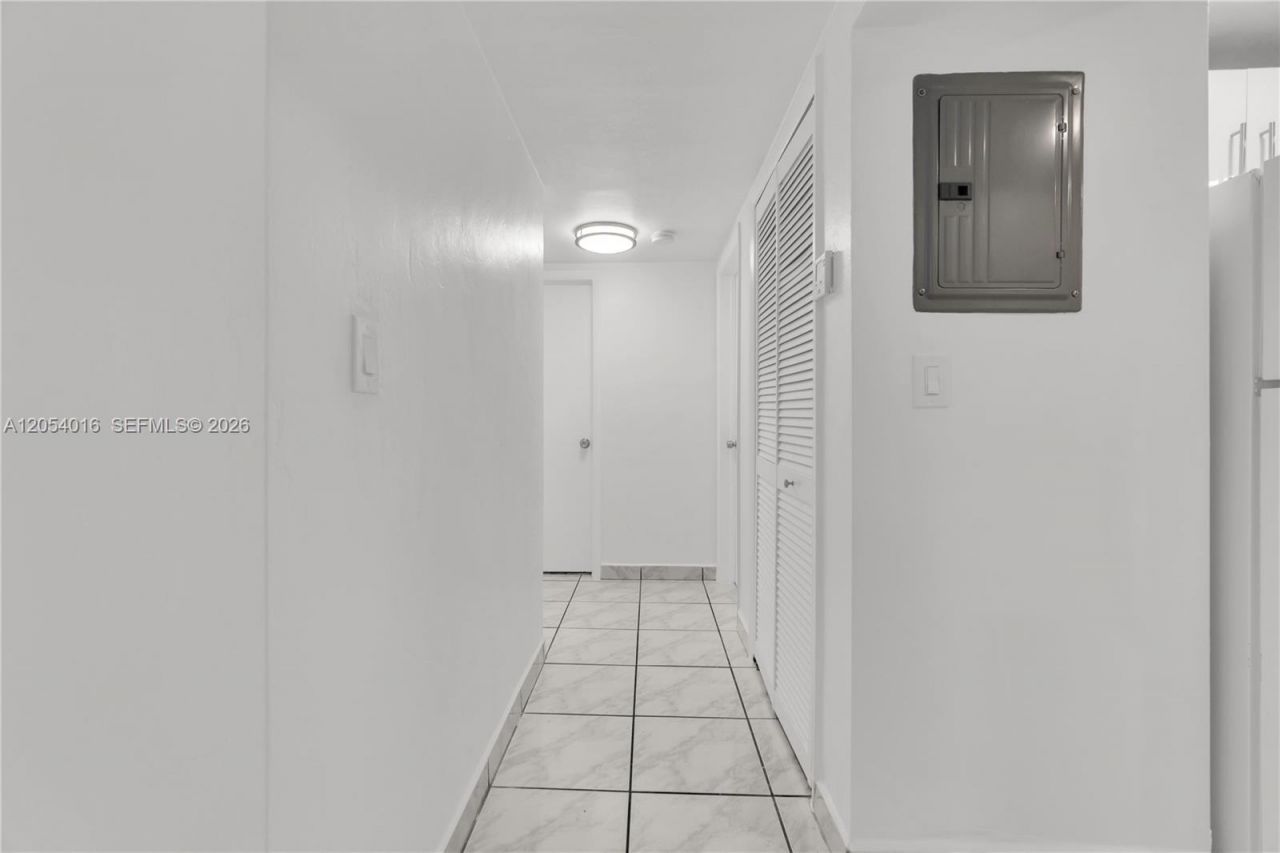 9354 SW 77th Ave, Unit I1, Miami, FL 33156 Photo