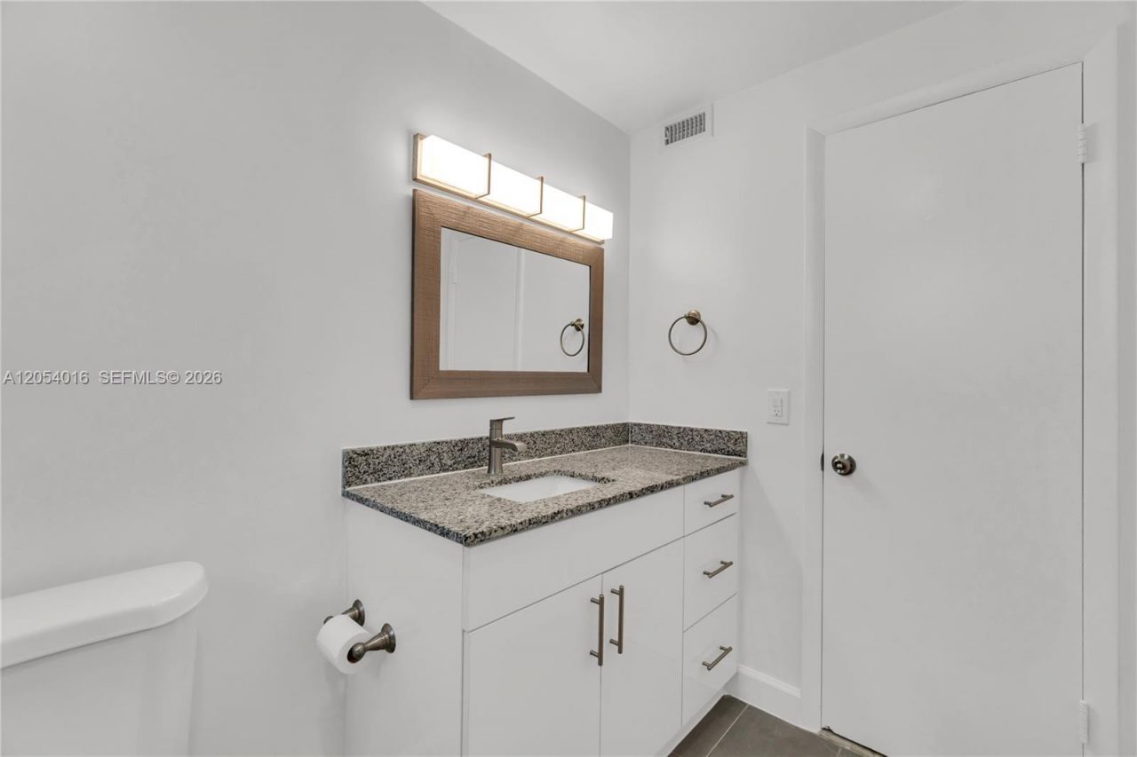 9354 SW 77th Ave, Unit I1, Miami, FL 33156 Photo