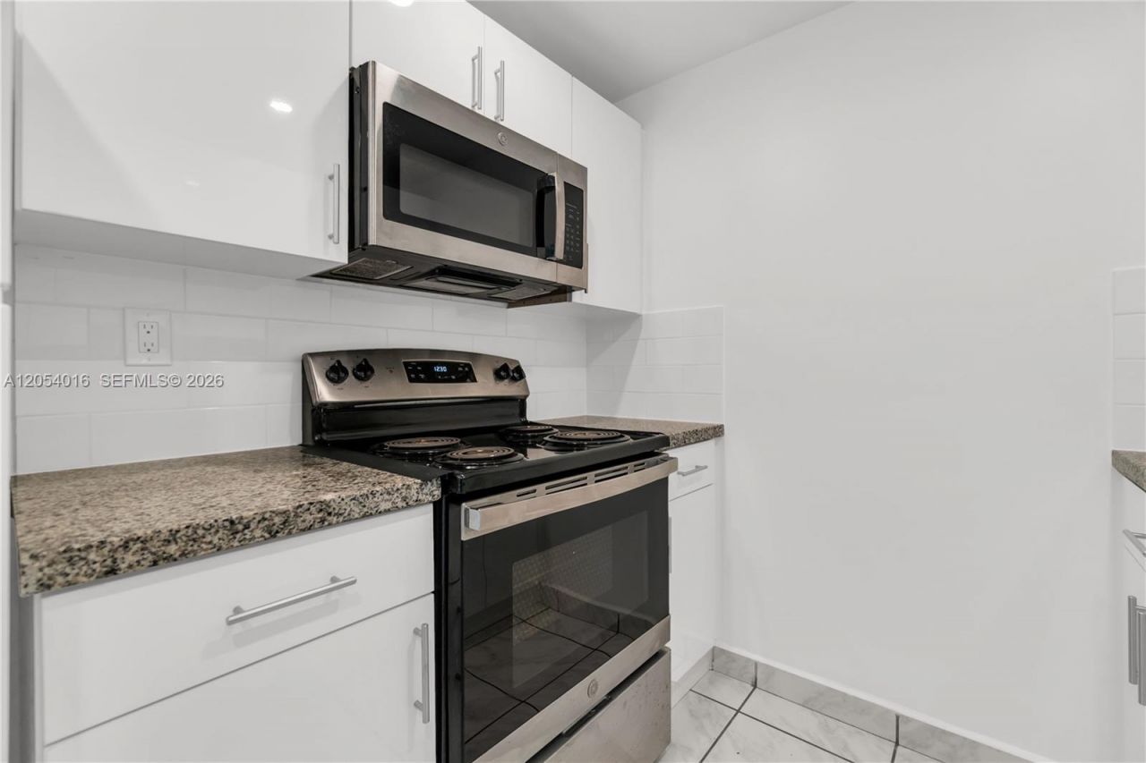 9354 SW 77th Ave, Unit I1, Miami, FL 33156 Photo