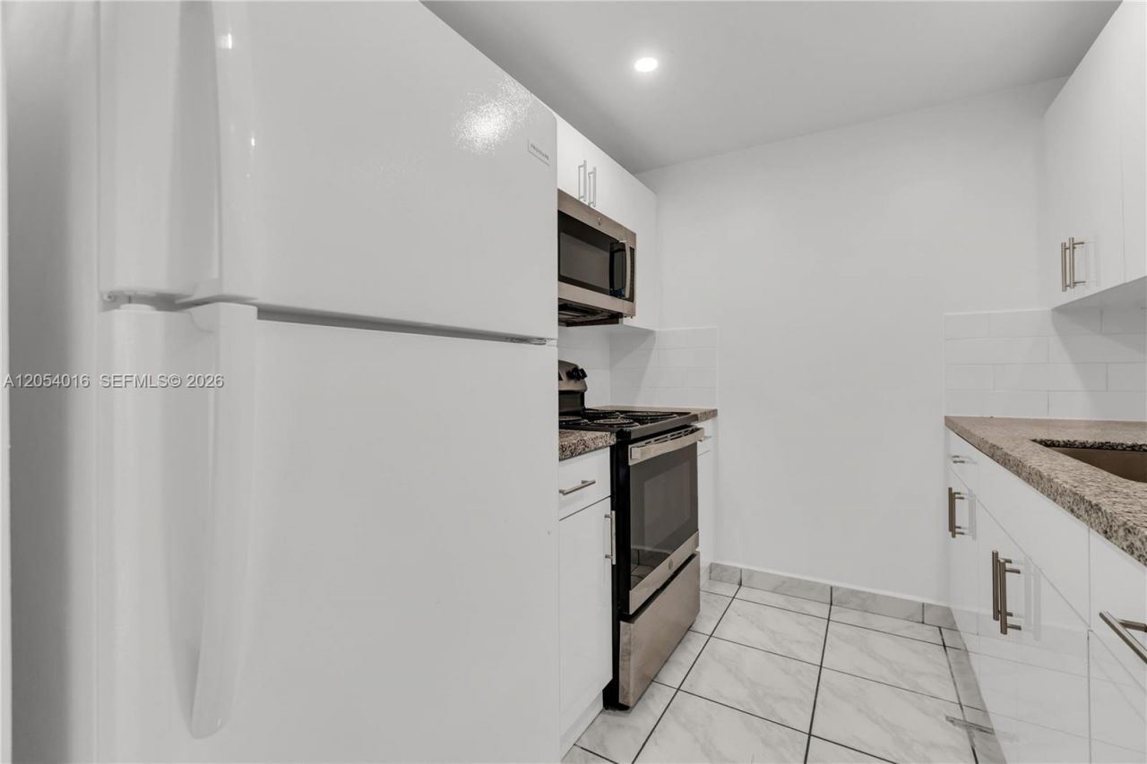 9354 SW 77th Ave, Unit I1, Miami, FL 33156 Photo