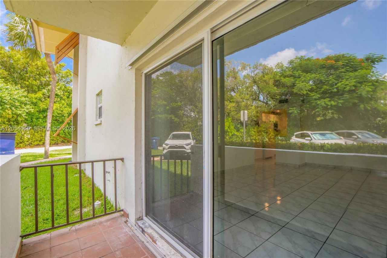 9354 SW 77th Ave, Unit I1, Miami, FL 33156 Photo