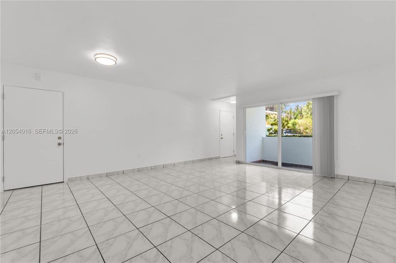 9354 SW 77th Ave, Unit I1, Miami, FL 33156 Photo