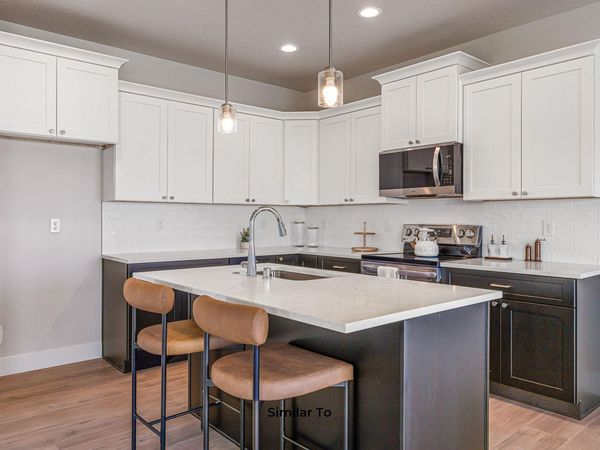7686 Grapevine Ct, West Richland, WA 99353
