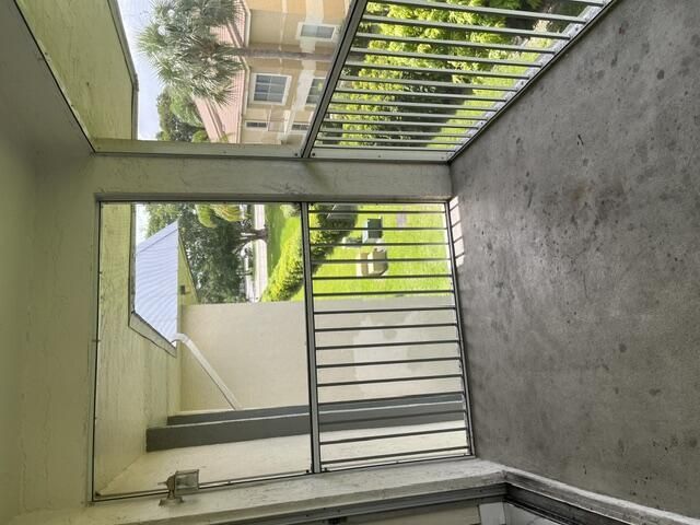 2960 Riverside Drive, Unit 318-2, Coral Springs, FL 33065 Photo