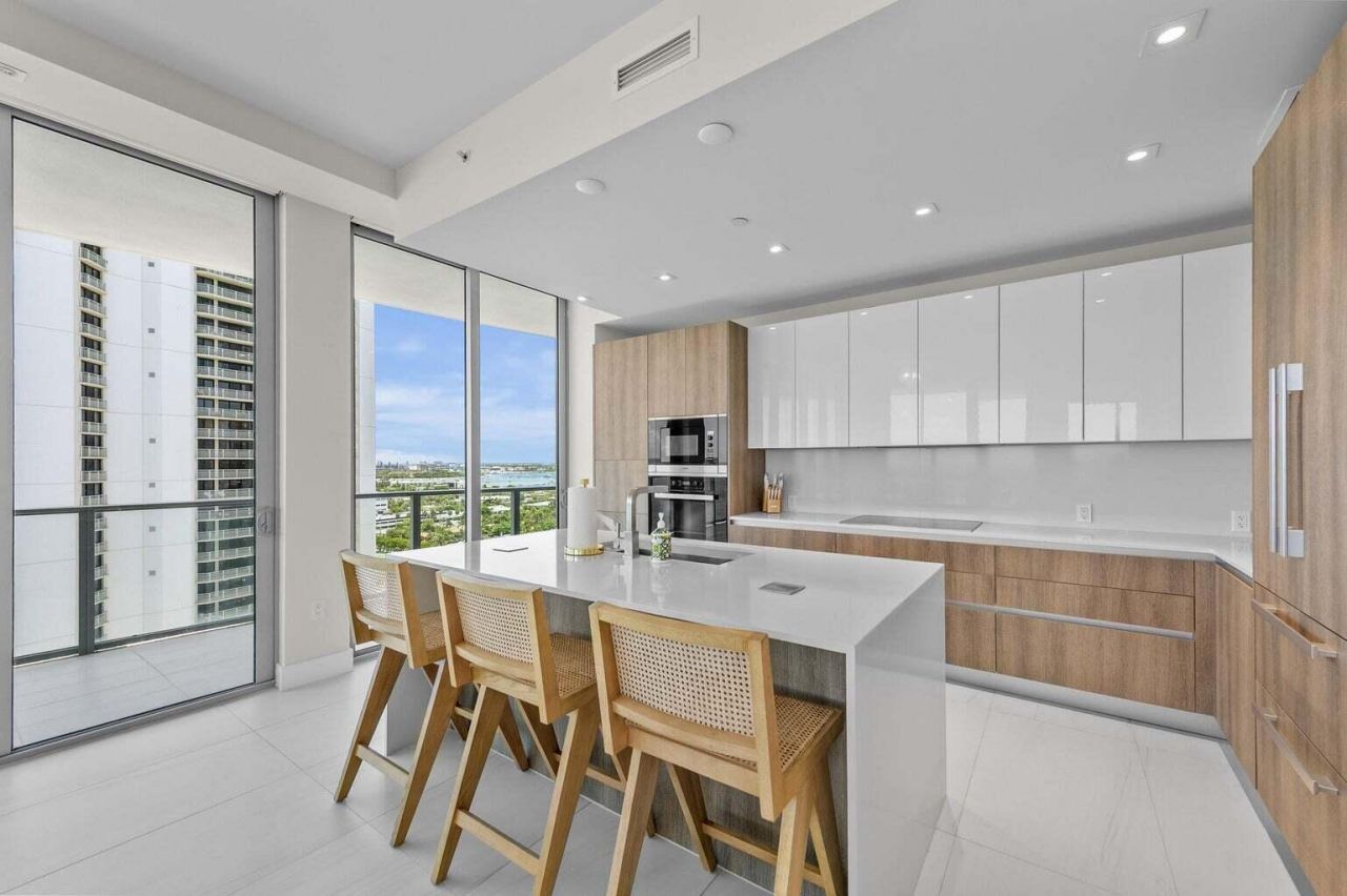 3100 N Ocean Drive, Unit H 1504, Riviera Beach, FL 33404 Photo
